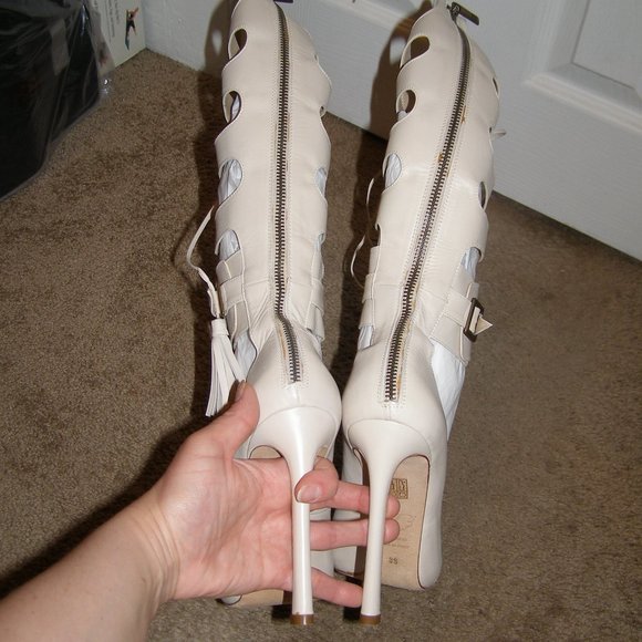 🔥 NEW size 8.5/39 Ganor Dominic Beige Leather Lace up Knee high Pumps - Picture 5 of 16